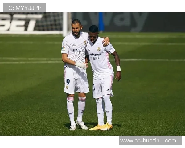 维尼修斯连续11场未进球却渴望3000万欧年薪引发记者质疑