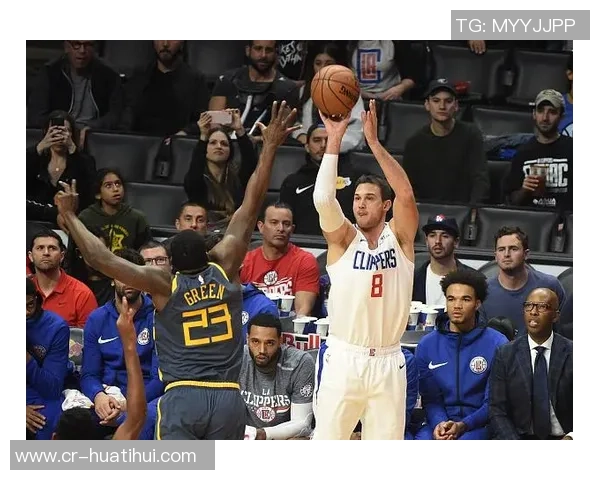 追梦回应球迷争执称对方辱骂我女人即将迎来第五个孩子的喜悦 追梦回应球迷争执称对方辱骂我女人即将迎来第五个孩子的喜悦