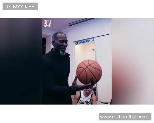 布克成NBA历史第三年轻球员达成17000分与3600助攻双里程碑